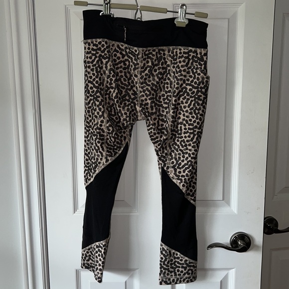 Lululemon Leggings - Picture 5 of 6